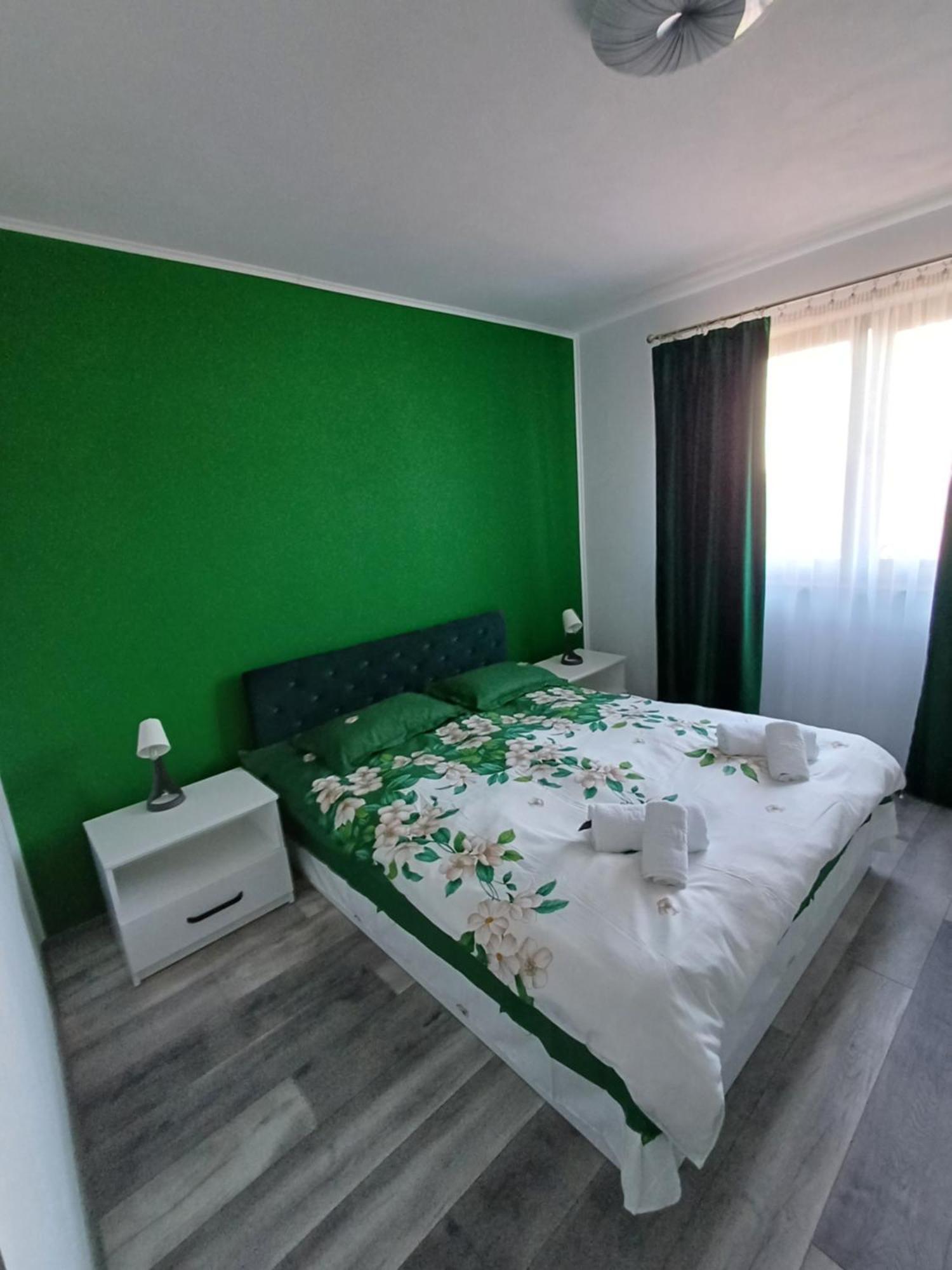 Had Luxury Suite Alba Iulia Exterior photo